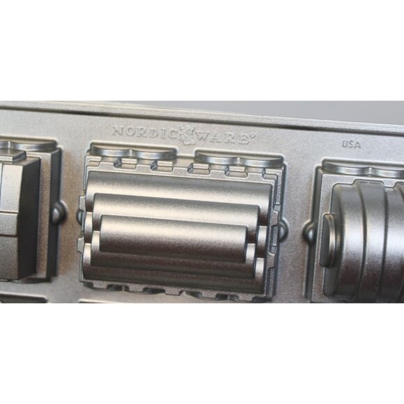 NEW Nordic Ware Train Cake Pan 3D 5 cup Mini Bundt Non Stick #59037 - Picture 6 of 8